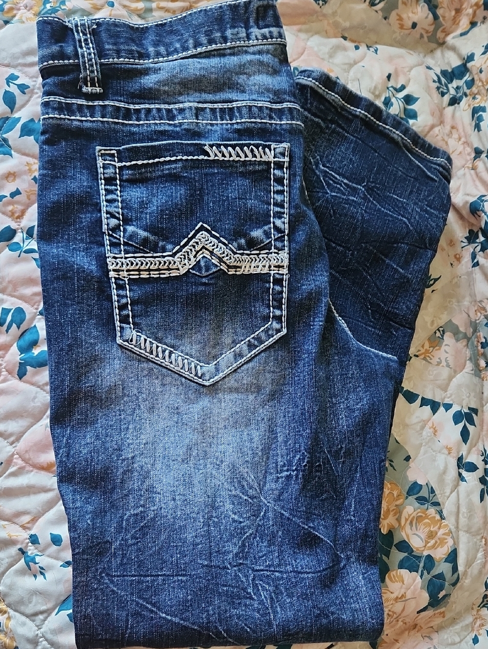 Men's Jeans in Washed Dark Blue with Contrast Stitching